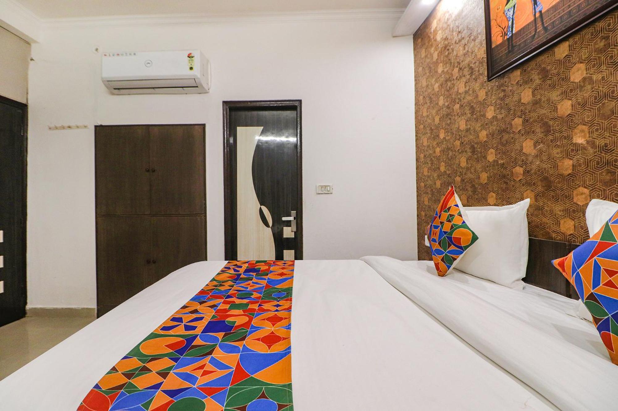 Fabhotel Rainbow Villa Near Igi Airport New Delhi Eksteriør bilde